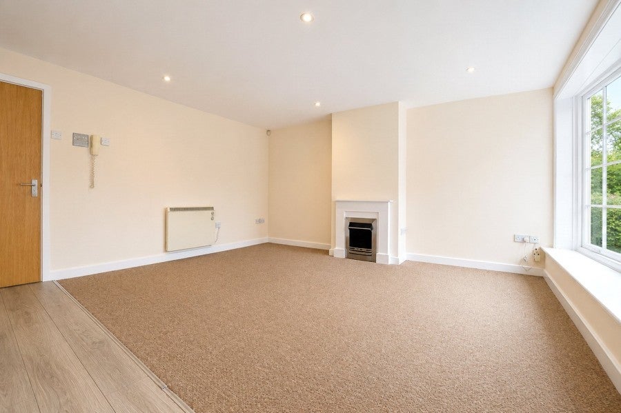 Flat King Street in Uttlesford