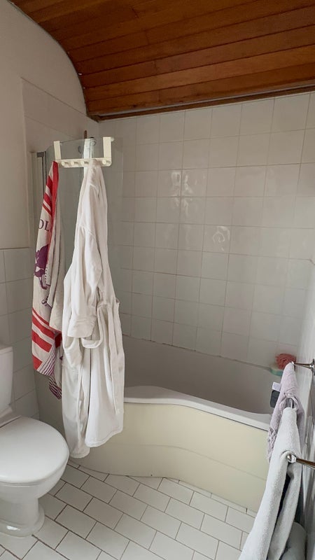 Room Warriner Gardens in Greater London