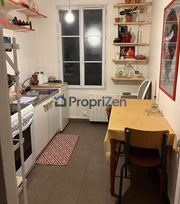 Appartement Rue Marguerite de Rochechouart à Paris