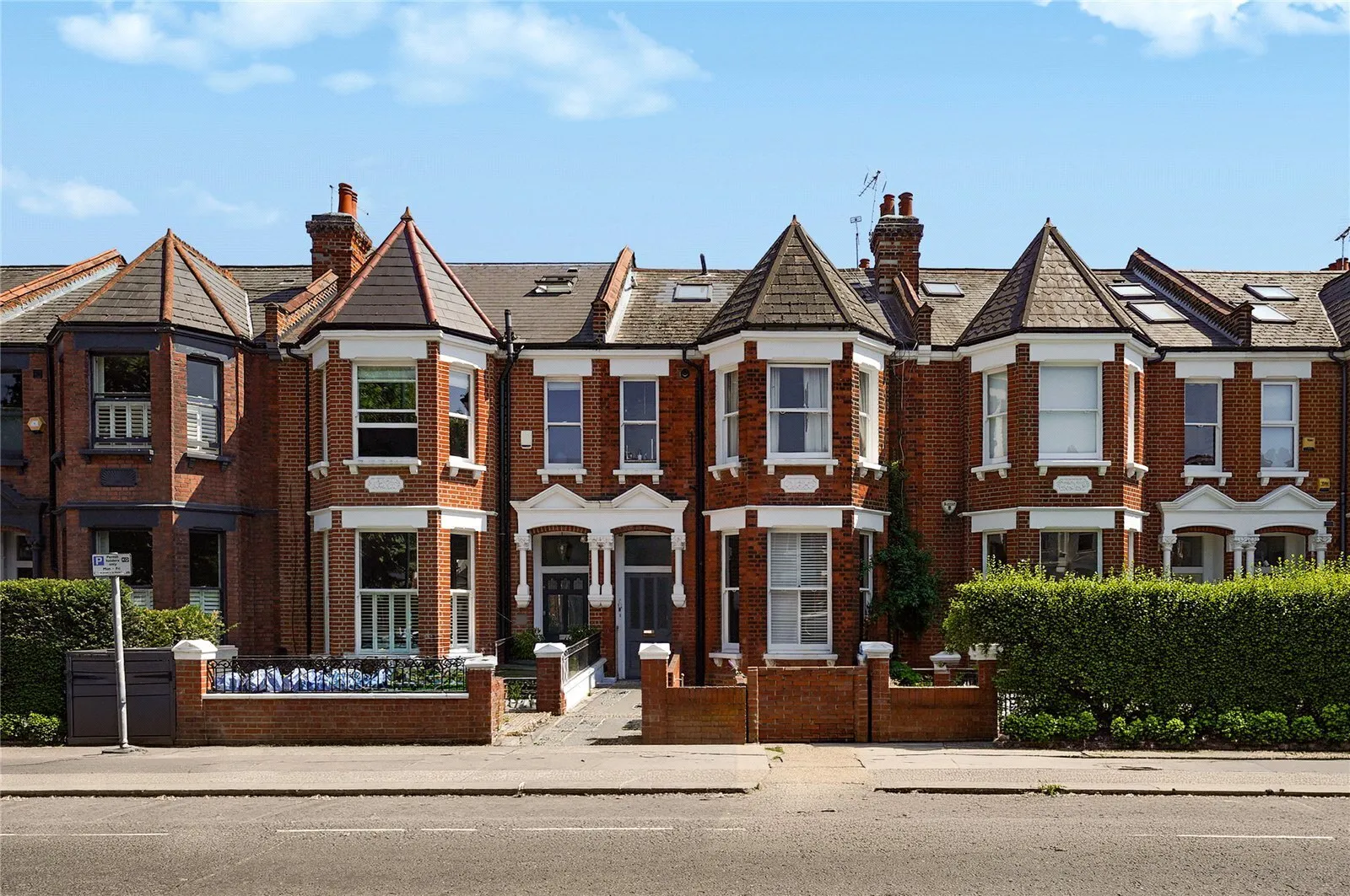 House Winchester Avenue in Greater London