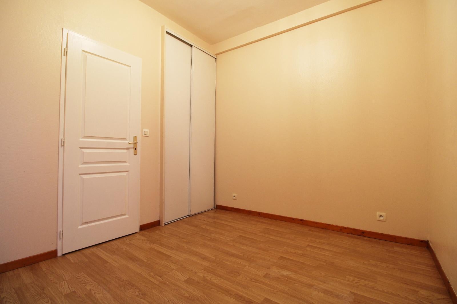 Flat Rue Antoine Bayes in Toulouse