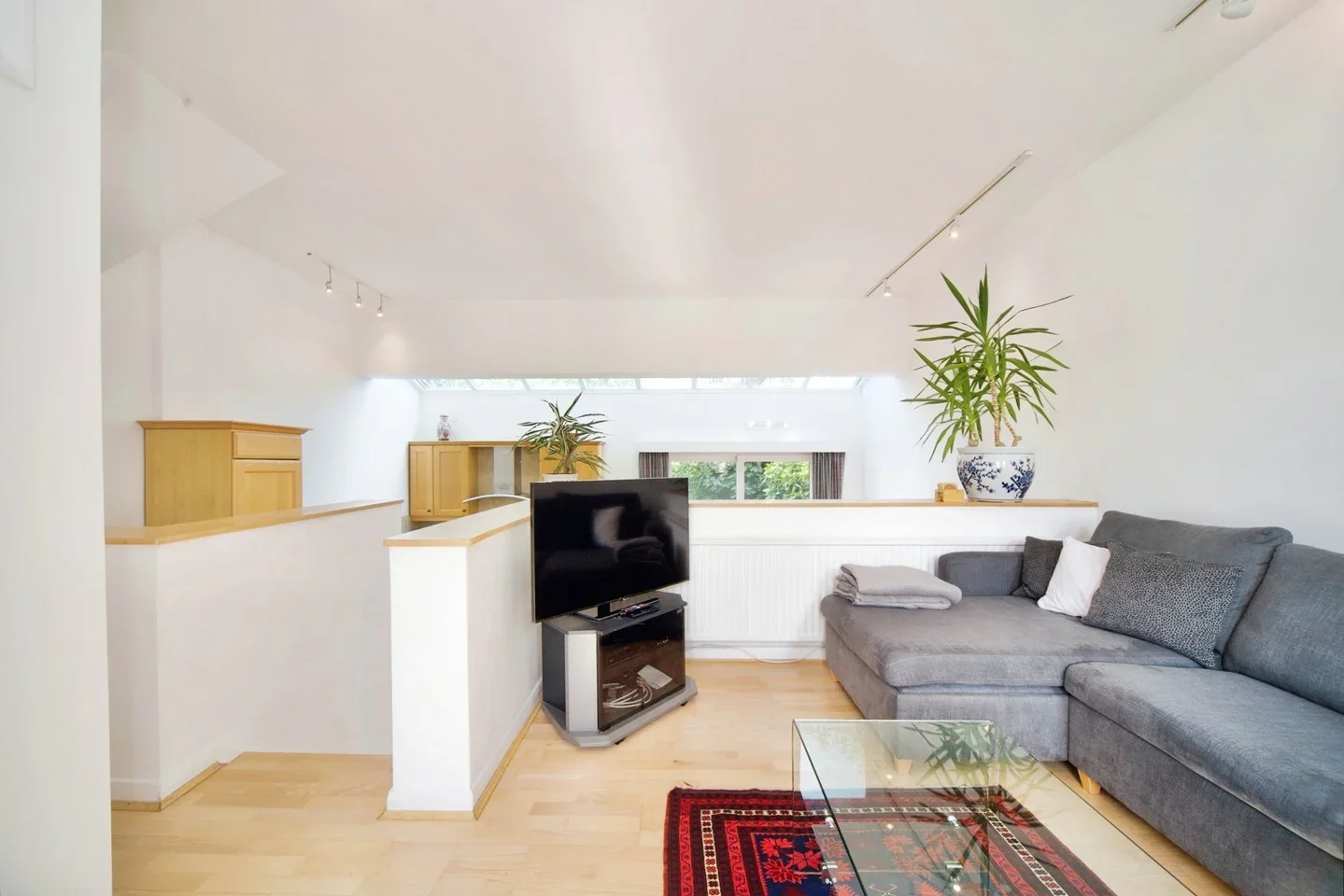 House Burrard Road in Greater London