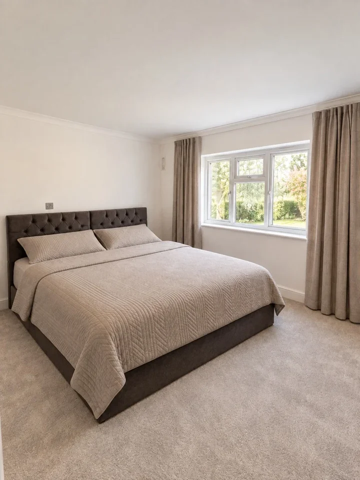 Flat Regent's Park Road in Greater London