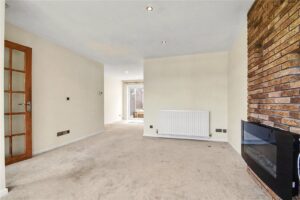 House Walnut Crescent in Malvern Hills