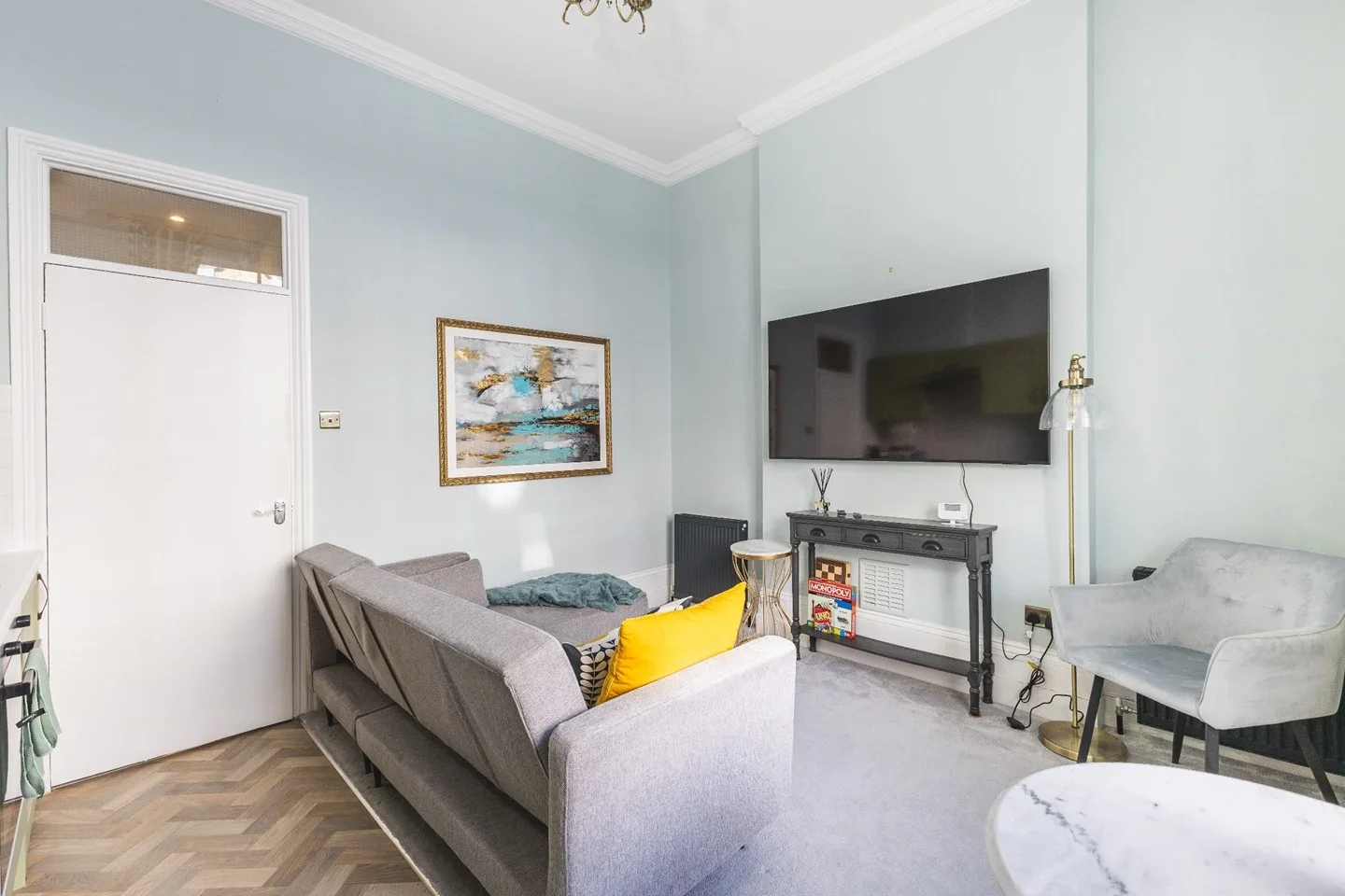 Flat Warwick Way in City of Westminster