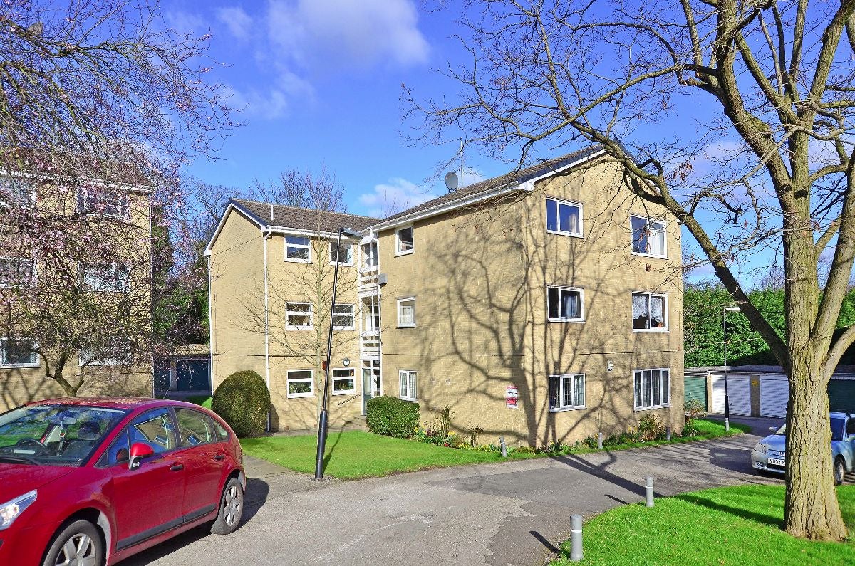 Flat Park Grange Croft in Sheffield
