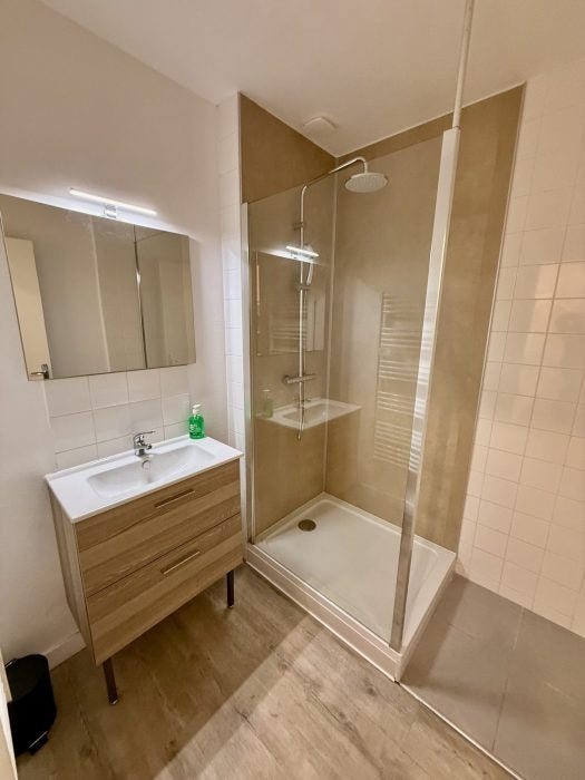 Room Rue de la Massardière in Poitiers