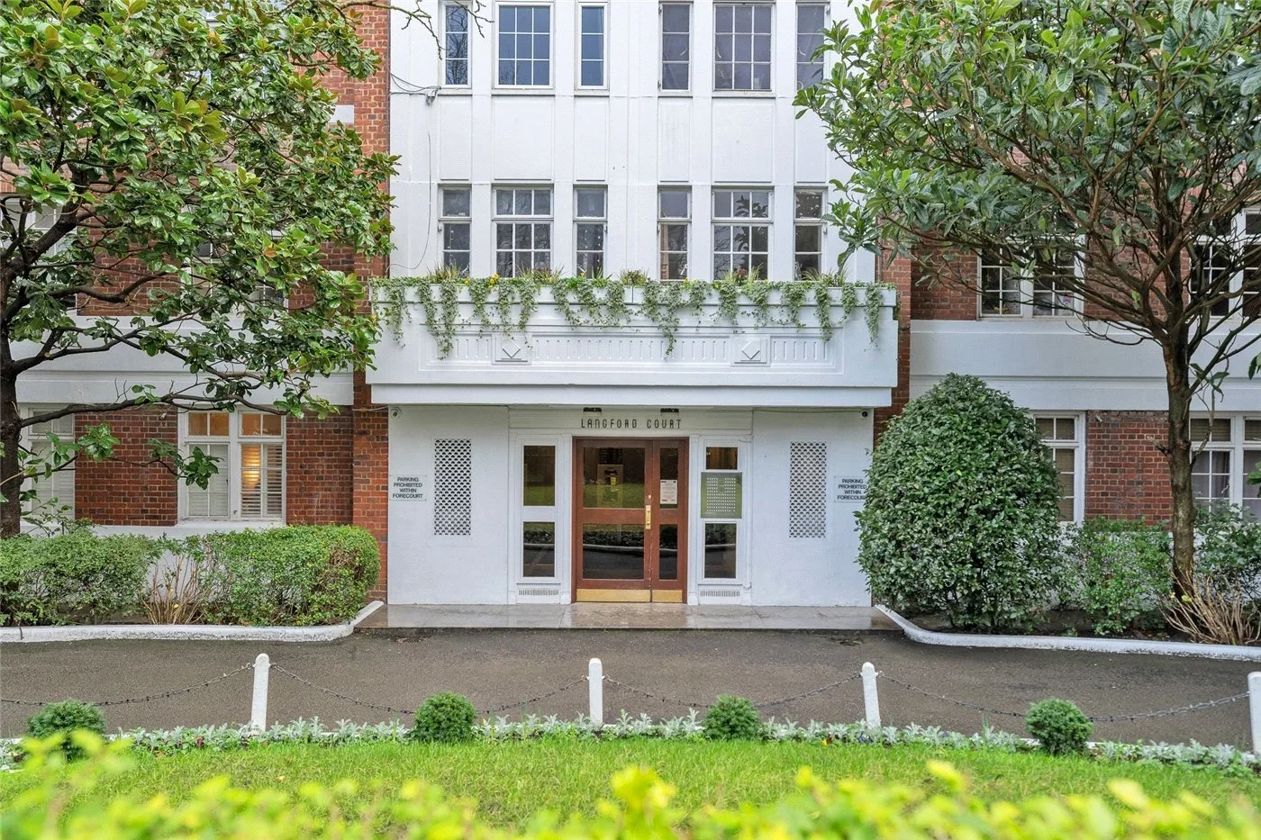 Flat Abbey Road in City of Westminster