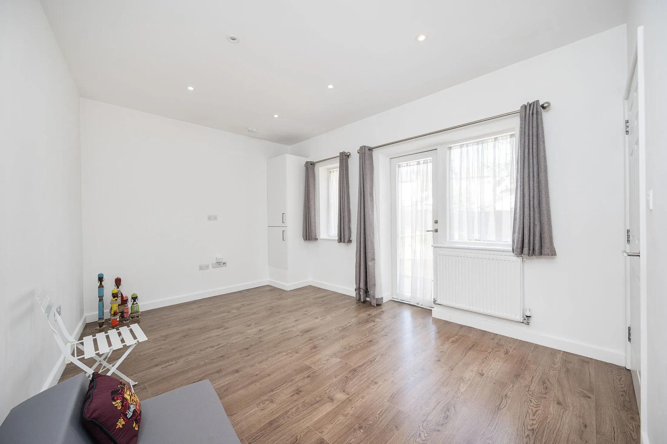 House Chestnut Avenue in Greater London