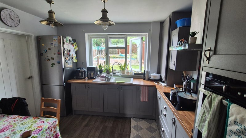 Room Bransdale Road in Nottingham