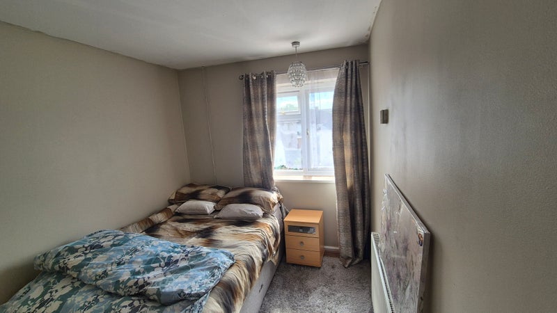 Room Bransdale Road in Nottingham
