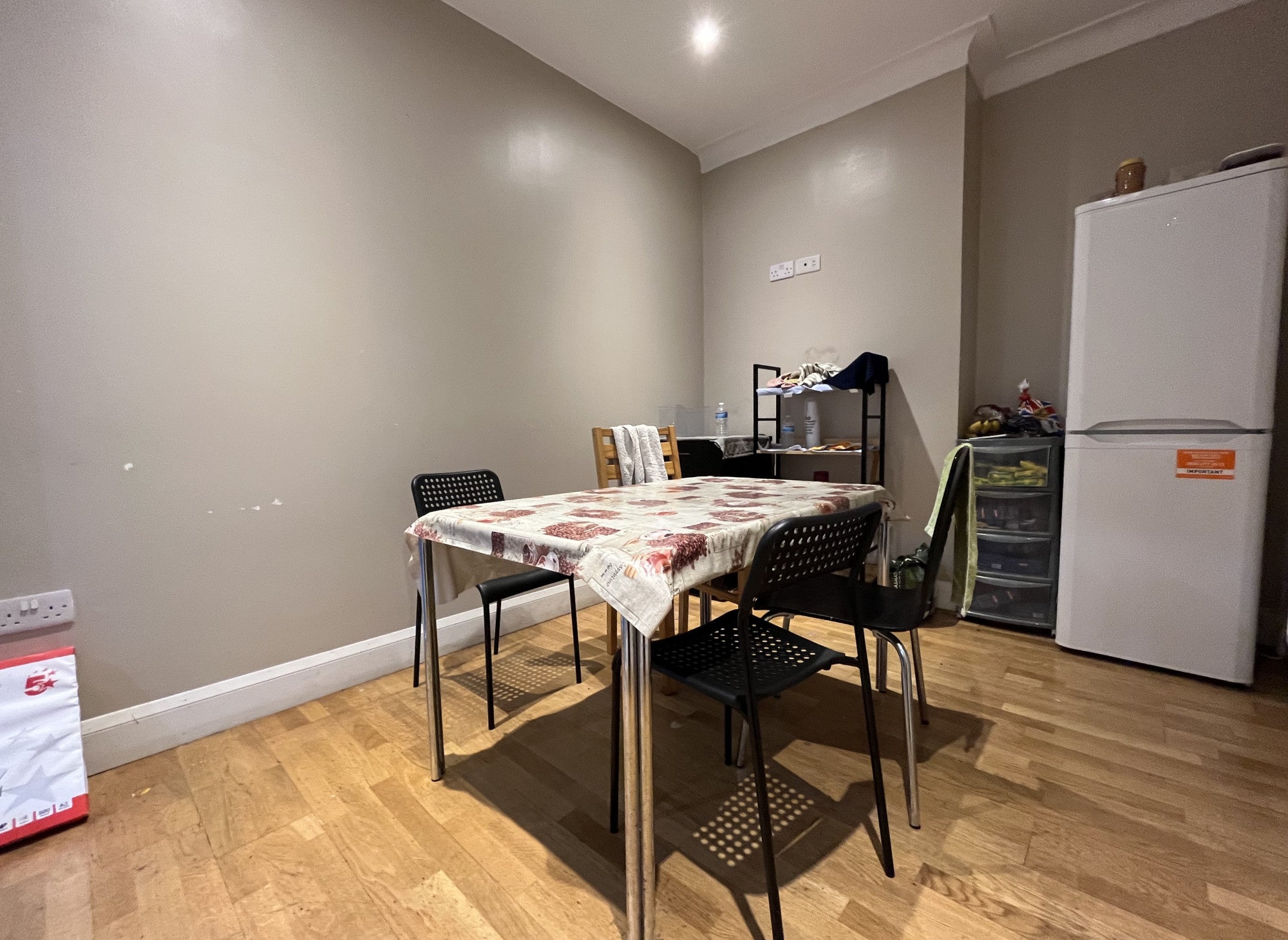 Room Great West Road in London