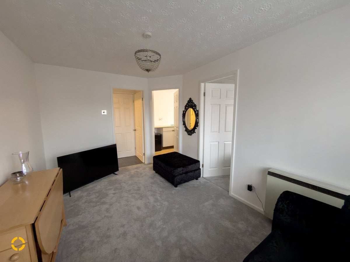Flat St David's Grove in Borough of Fylde
