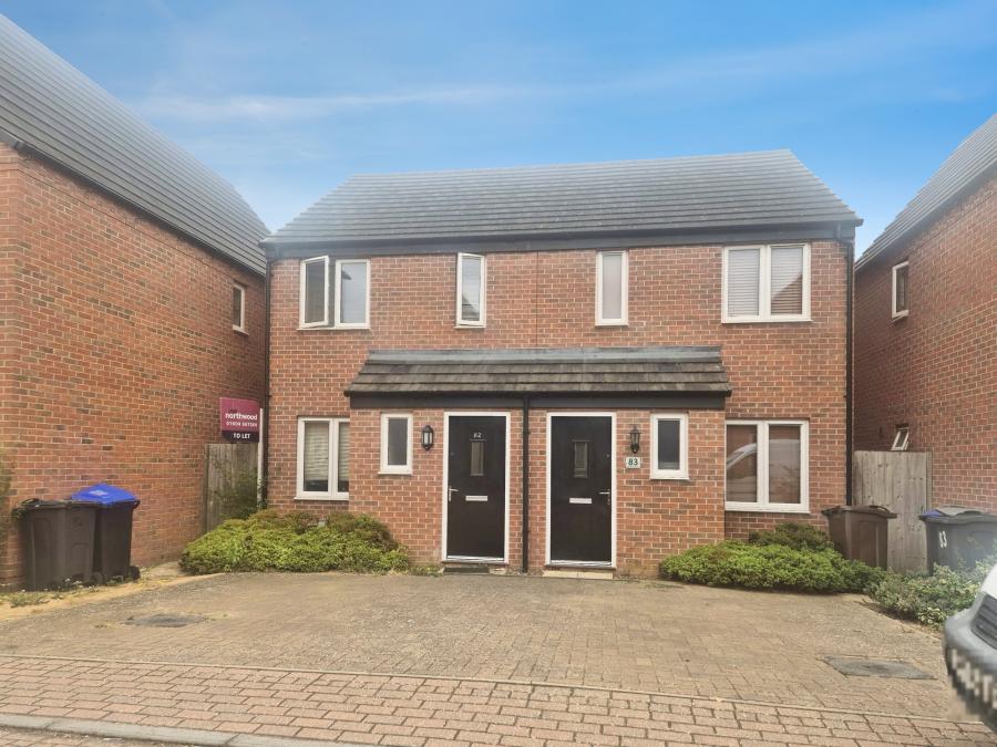 House Balmoral Close in Upton