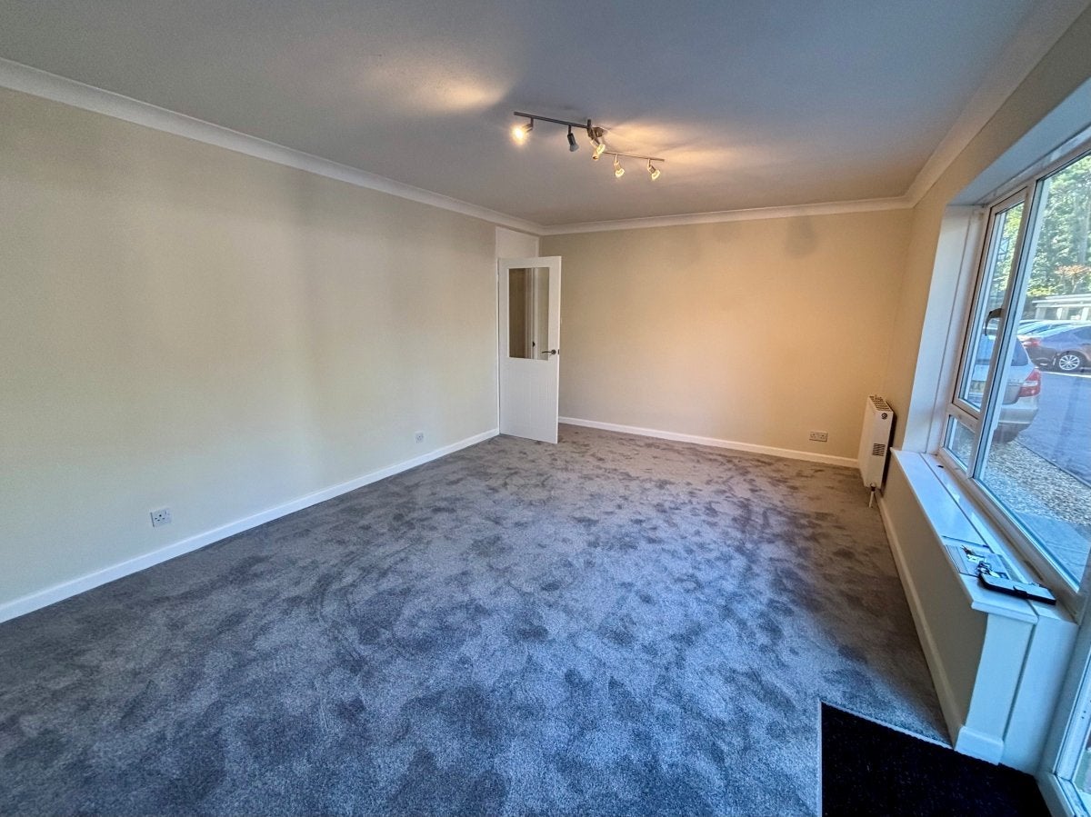 Flat Boscombe Spa Road in Bournemouth