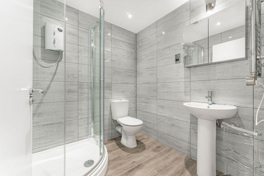 Flat Marlborough Road in Greater London