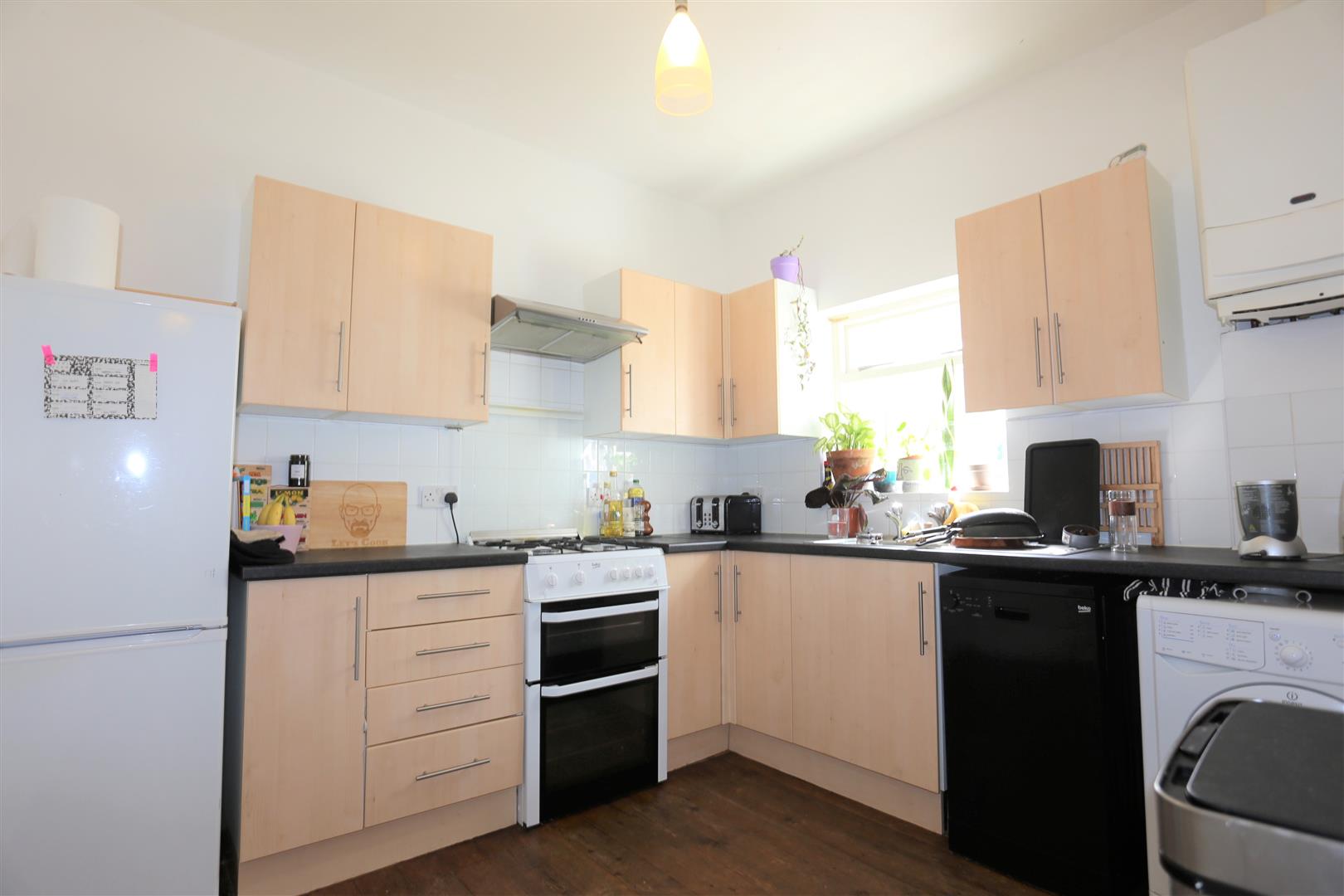 Flat Eaton Grove in Portslade by Sea