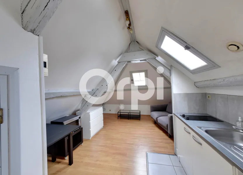 Flat Place Mauconseil in Senlis