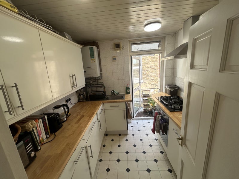 Room John Ruskin Street in Greater London