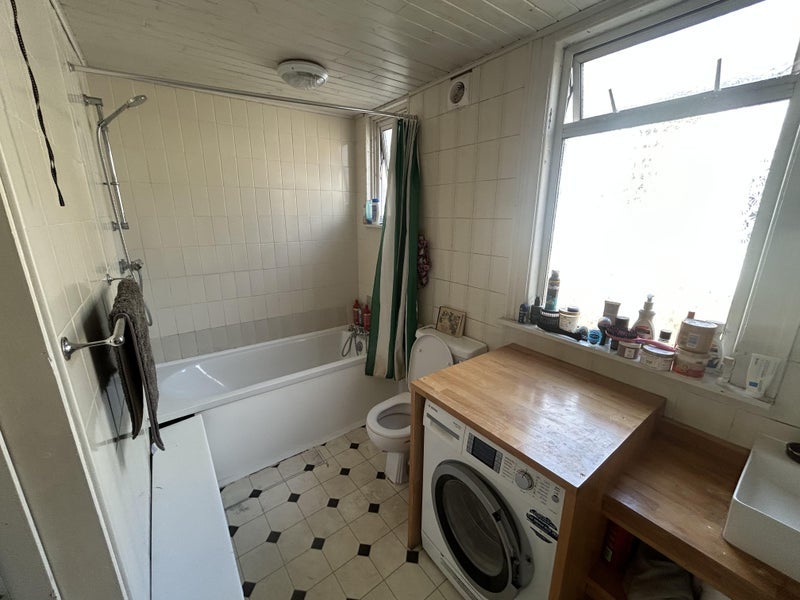 Room John Ruskin Street in Greater London