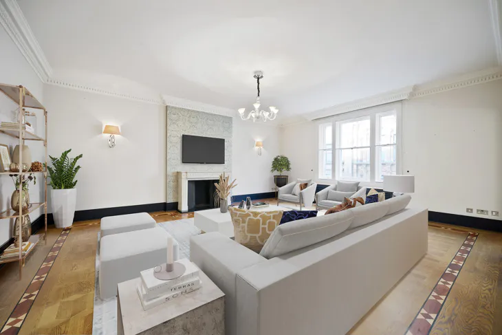 Flat Hans Road in Greater London