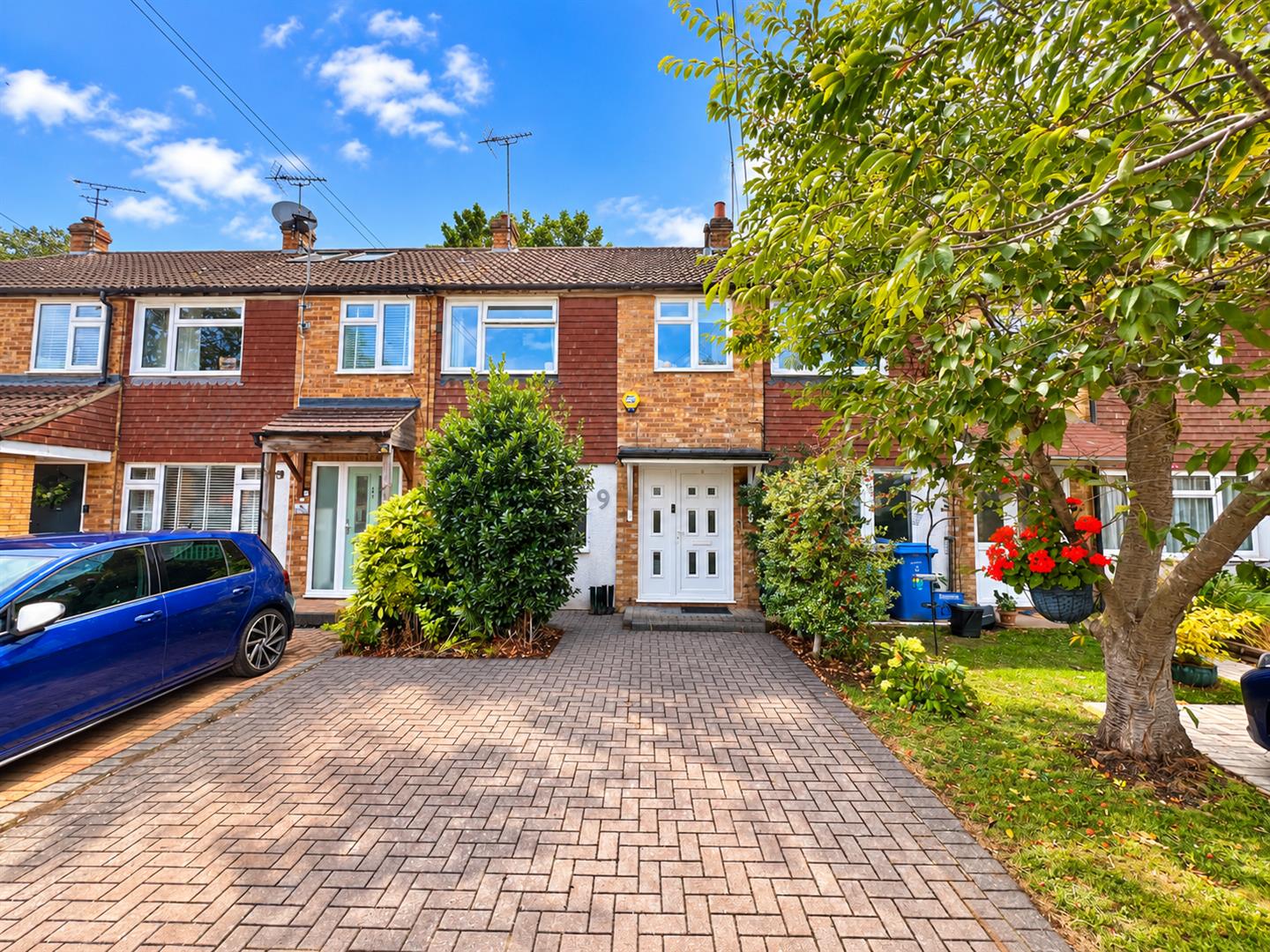 House Barnes Close in Rushmoor