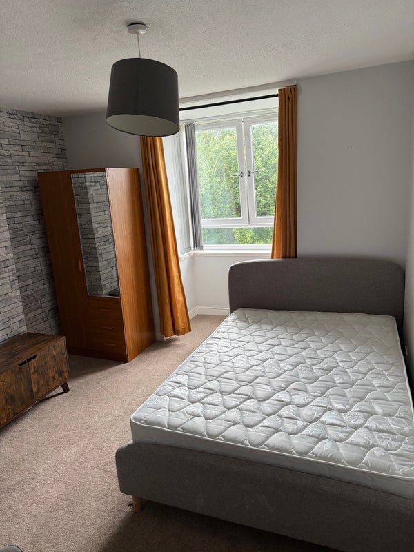 Room Memel Street in Glasgow