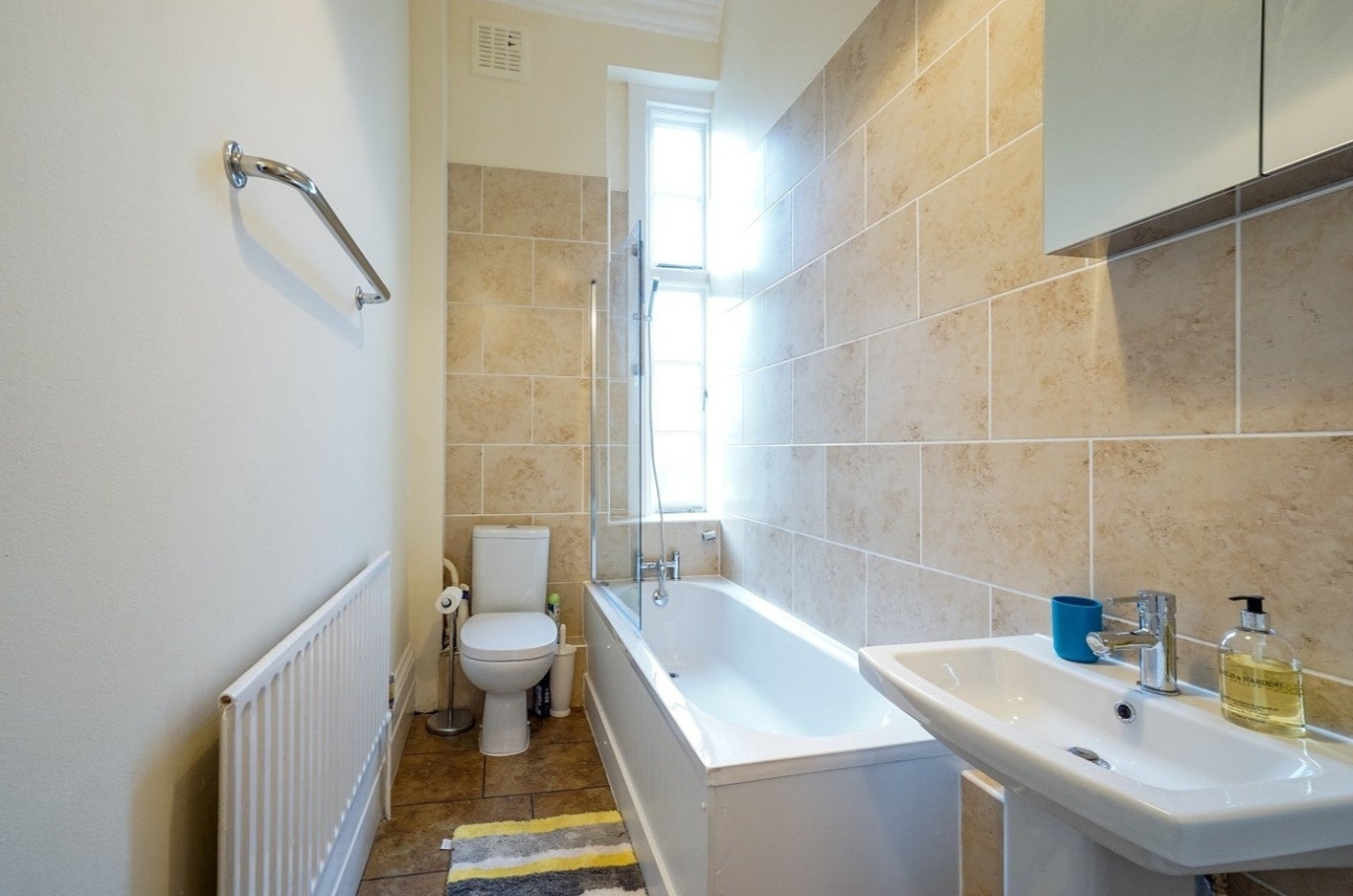 Flat Gloucester Avenue in Greater London