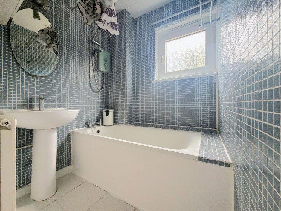House Braybourne Close in Greater London
