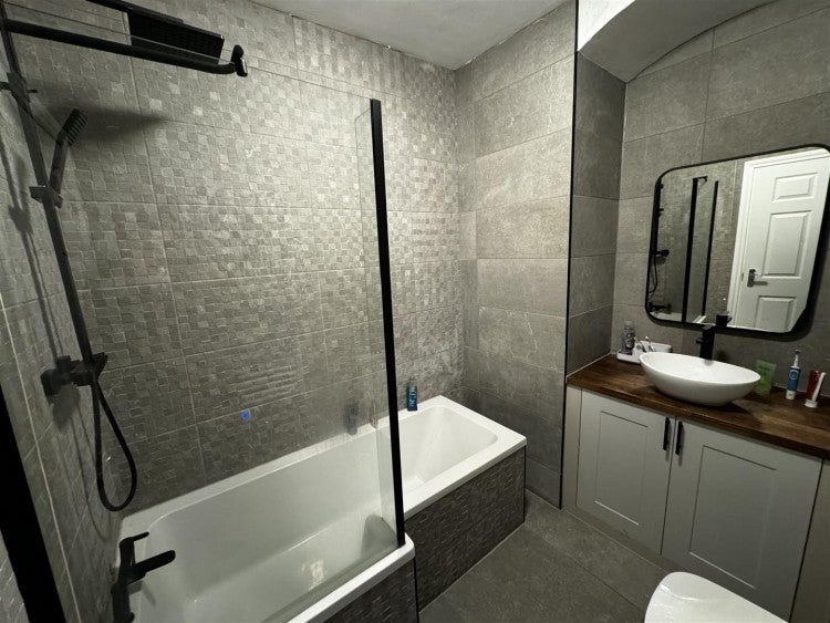 Flat Claypath in Durham
