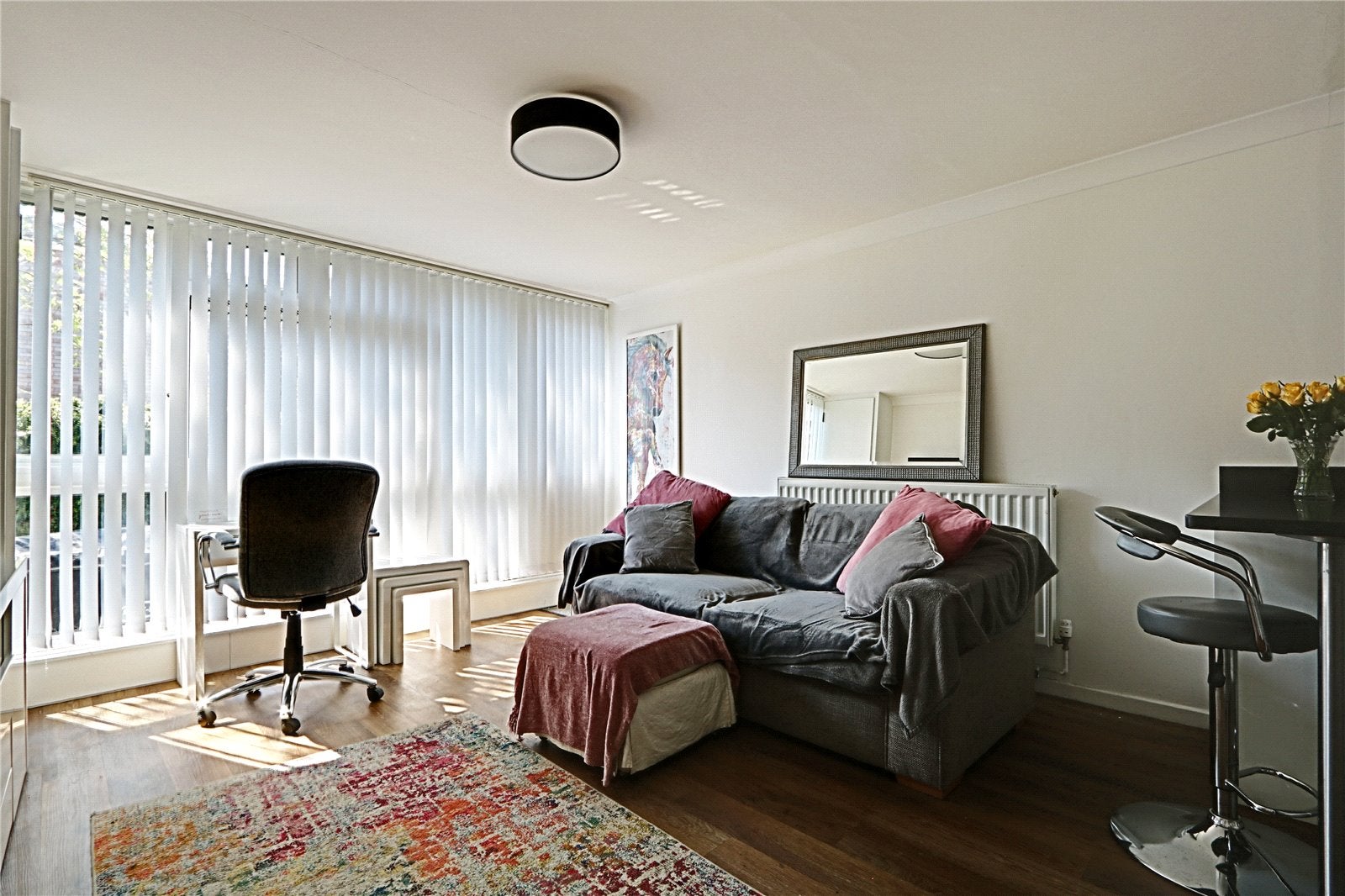 Flat Victoria Road in London