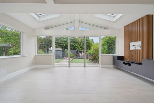 House Kingsley Drive in Cheadle Hulme