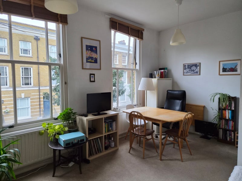 Flat Shakspeare Walk in Greater London