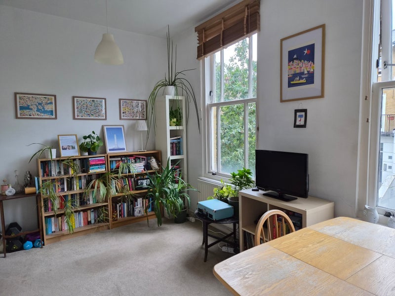Flat Shakspeare Walk in Greater London