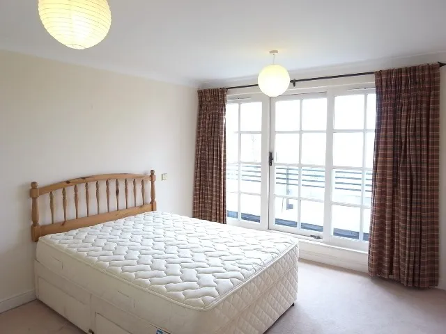 Flat Putney Hill in Greater London
