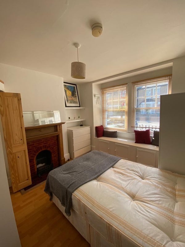 Room Trundley's Road in Greater London