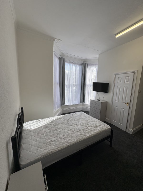 Flat Barnsley Road in Sheffield