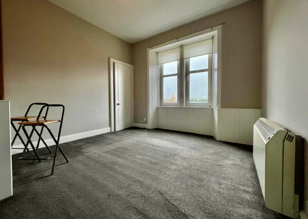 Flat Lanark Road in City of Edinburgh