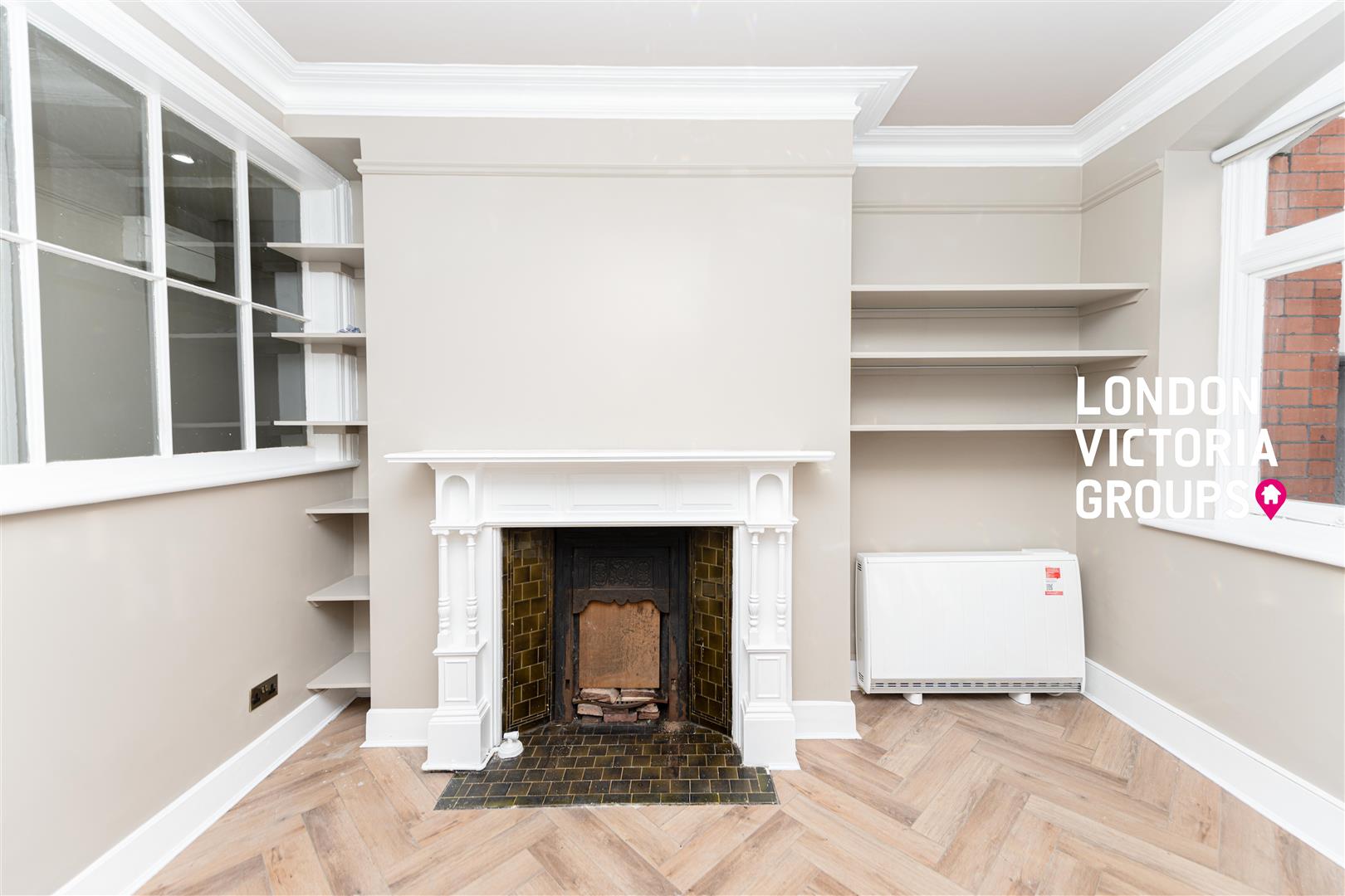 Flat Iverna Court in Greater London