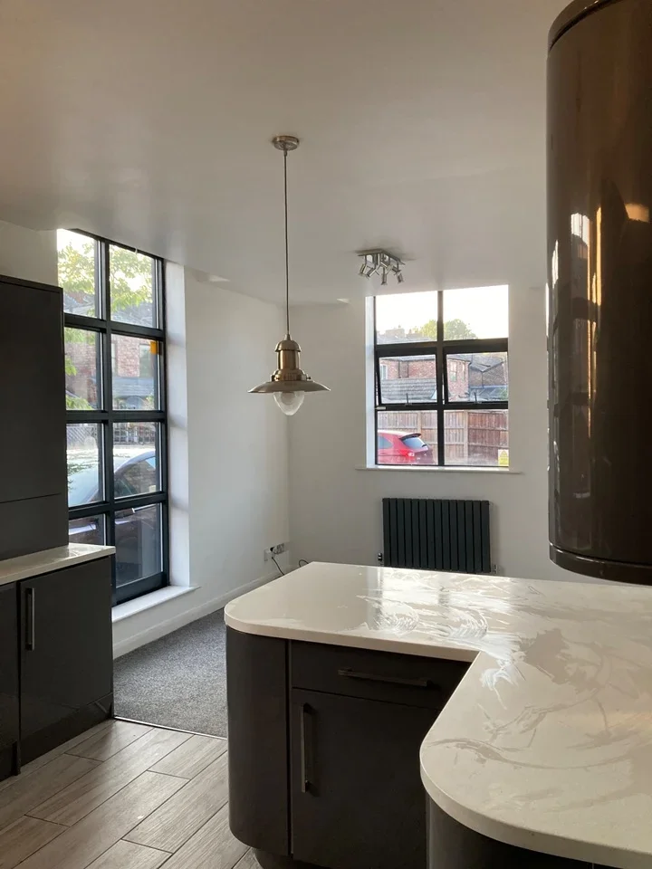 Flat Hawthorn Street in Wilmslow