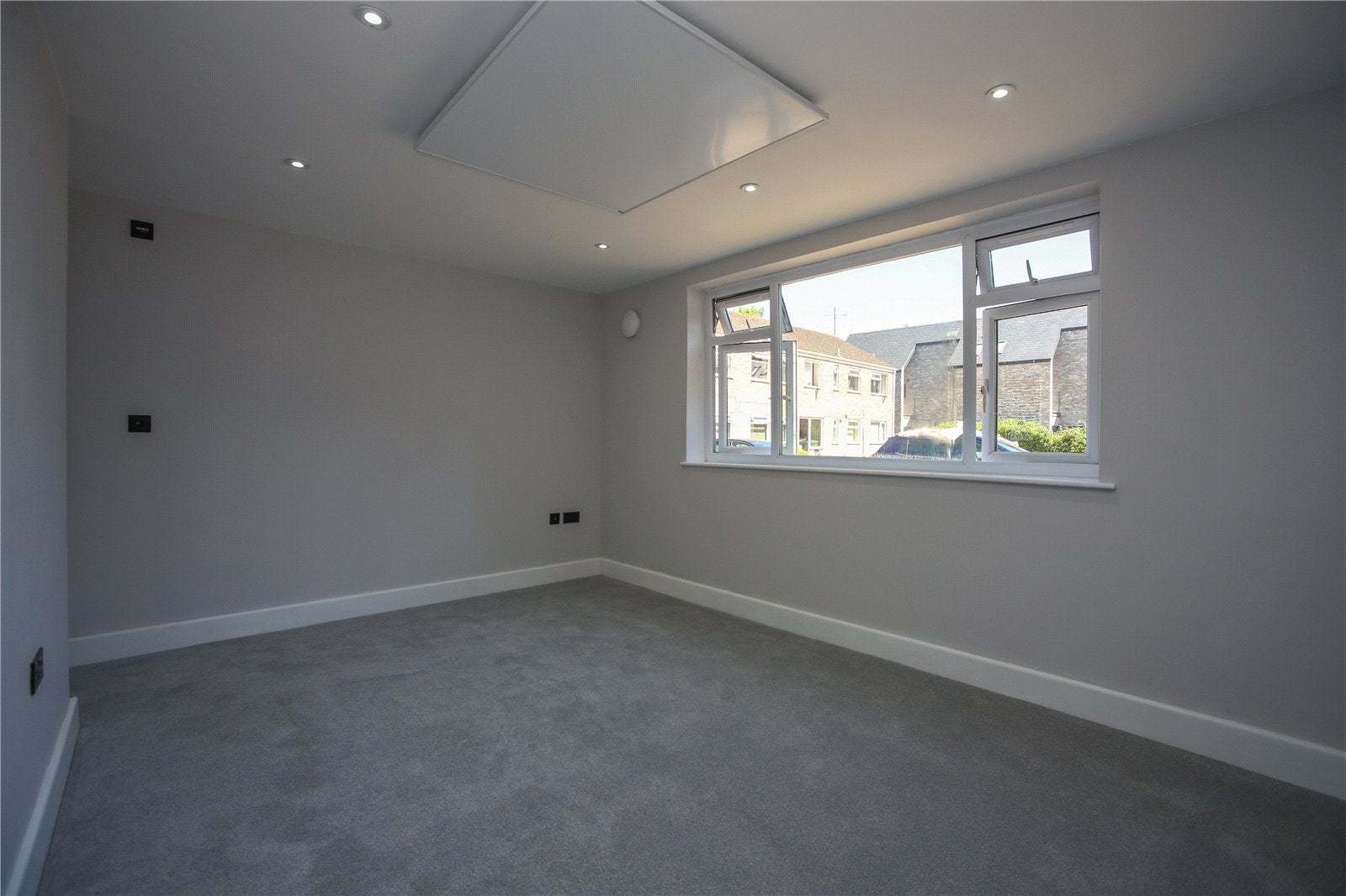 Flat Lansdown Castle Drive in Cheltenham