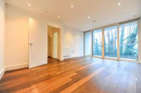 Flat Stamford Square in Greater London