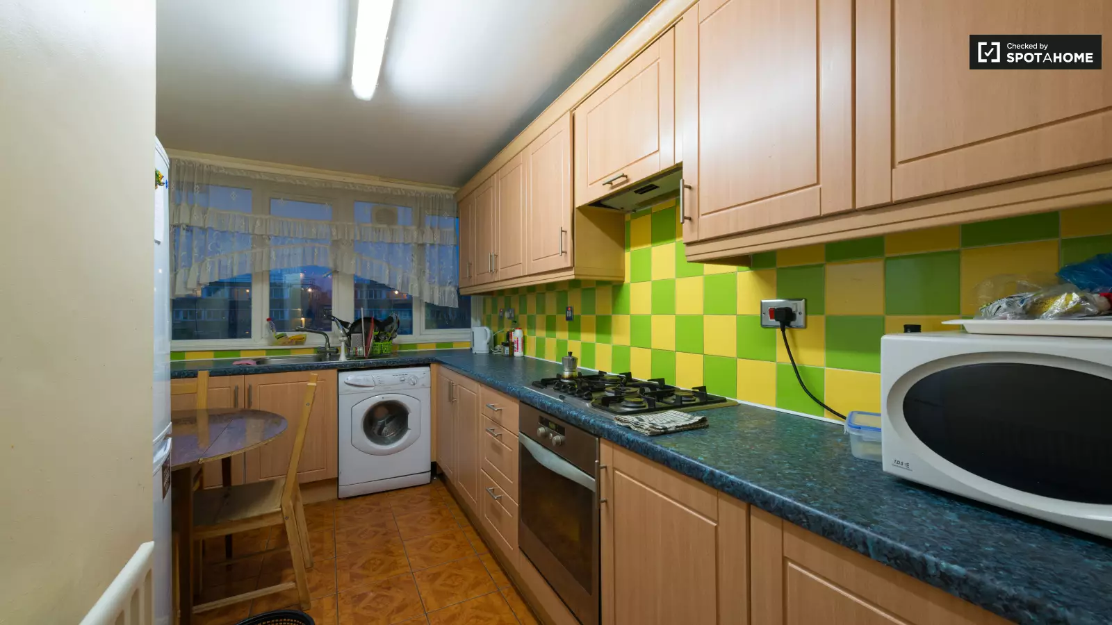 Flat Clovelly Way in Greater London