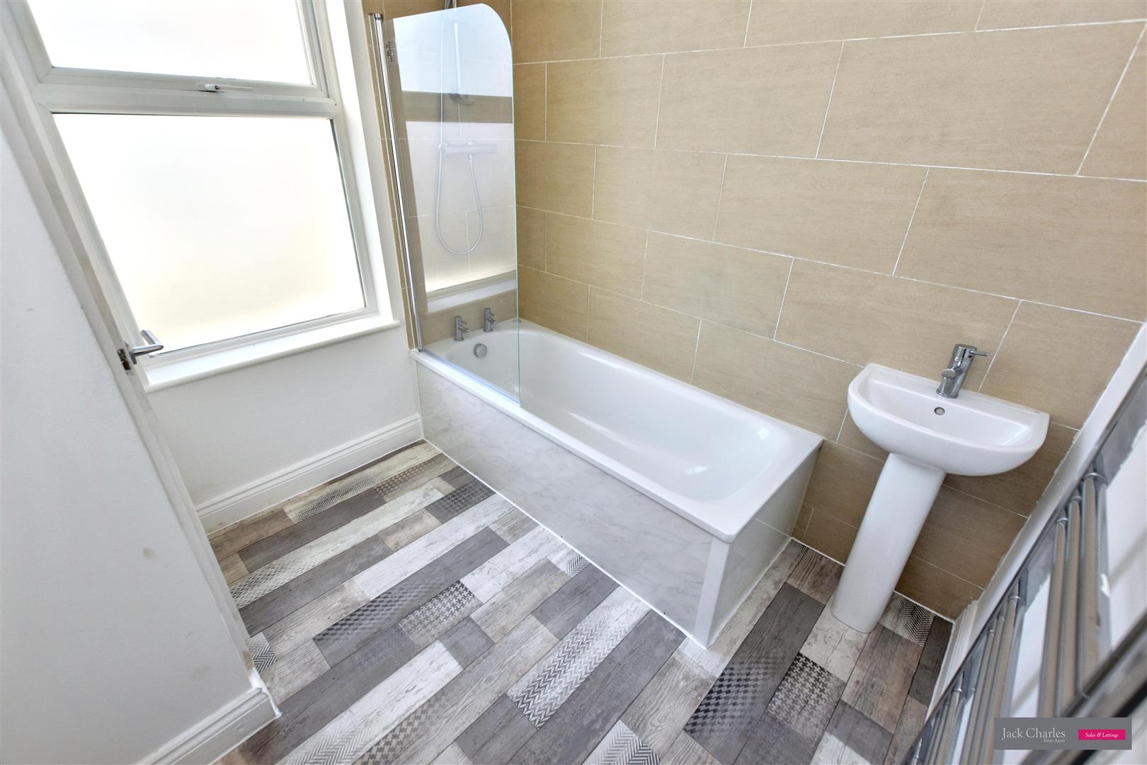Flat Sandhurst Road in Tunbridge Wells