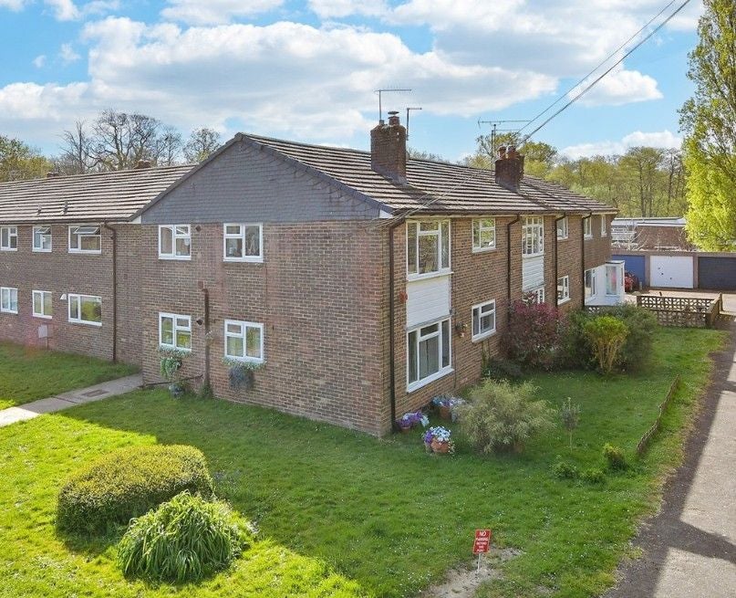 Flat Herington Road in Arun