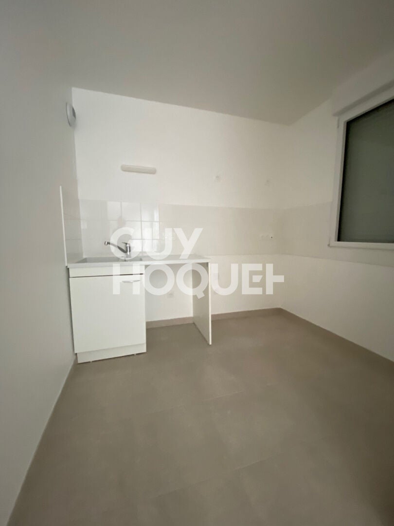 Flat Rue Bernard et Mazoyer in Aubervilliers