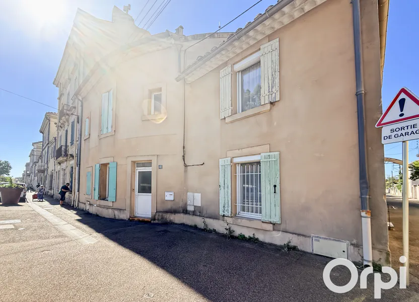 House Avenue Frédéric Mistral in Orange
