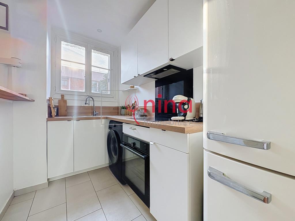 Flat Rue Victor Hugo in Maisons-Alfort