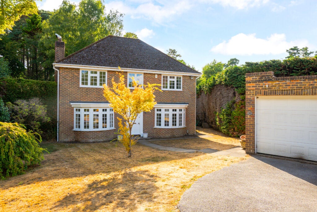 House Tudor Close in East Hampshire