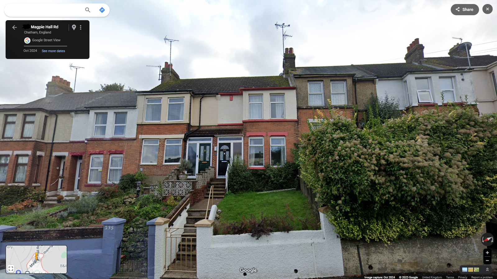 House Charlbury Crescent in Greater London